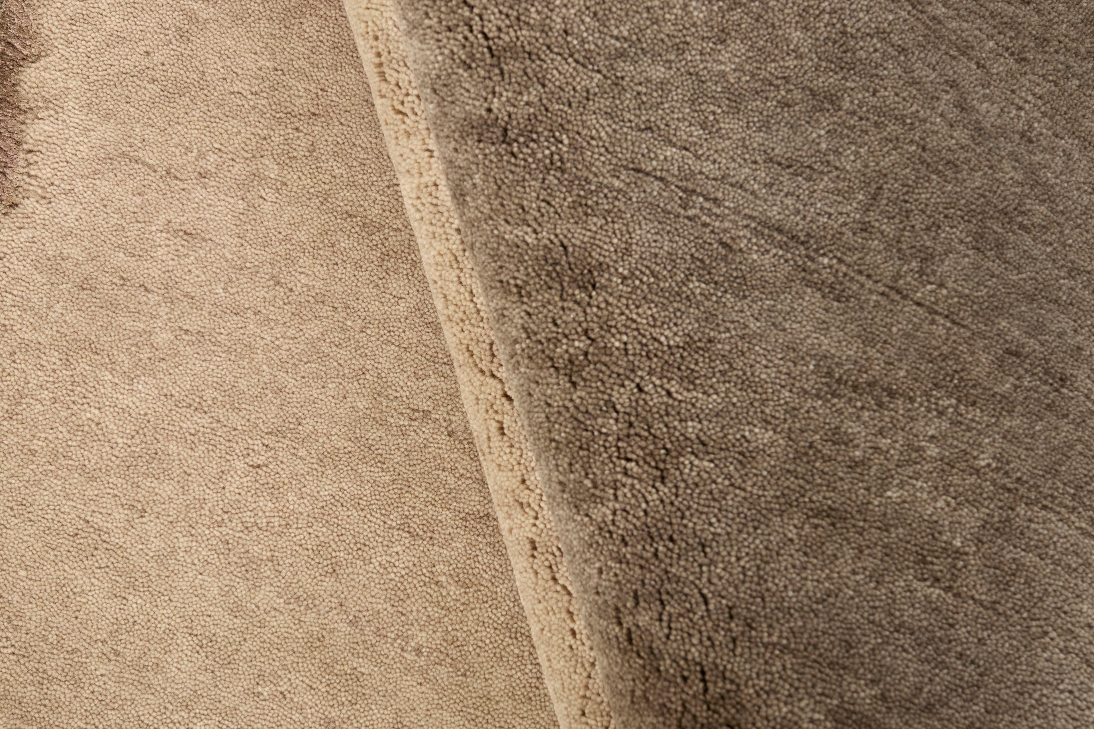 New Age Collection Runway Beige